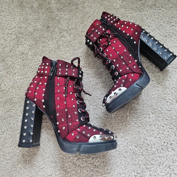 Gianni Bini Rhiannen Plaid Studded Chunky Lug Sole Booties SZ 8.5 - Picture 4 of 8
